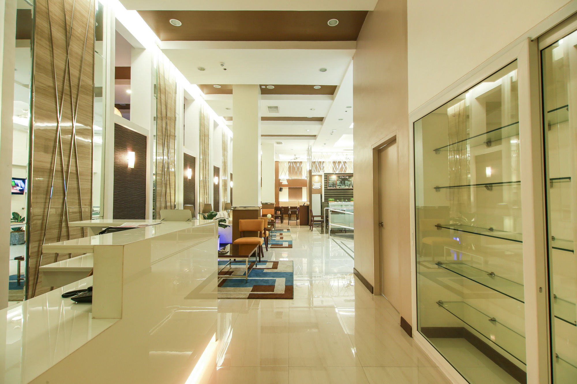 Prime City Resort Hotel Анхелес Екстериор снимка