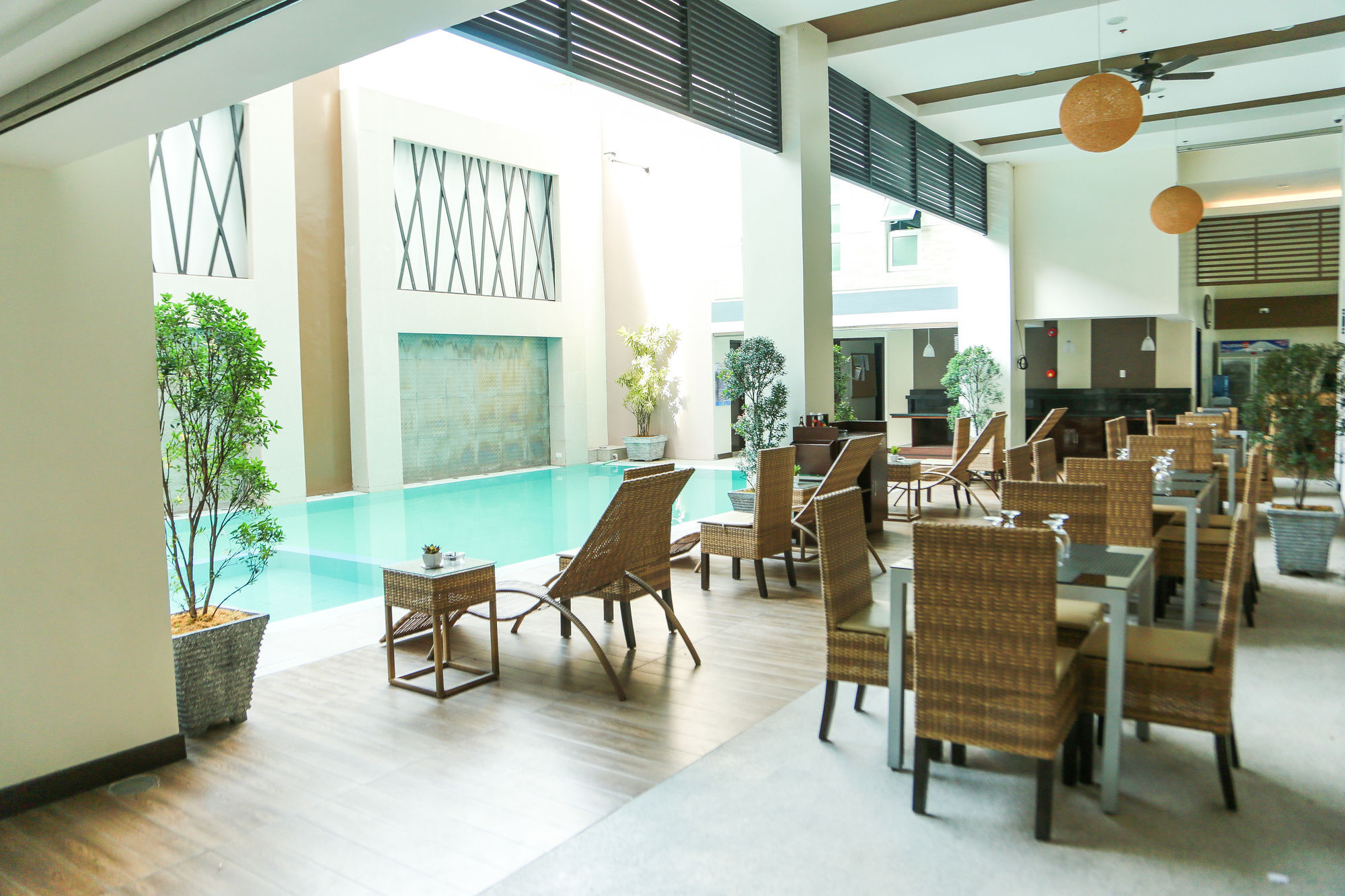 Prime City Resort Hotel Анхелес Екстериор снимка