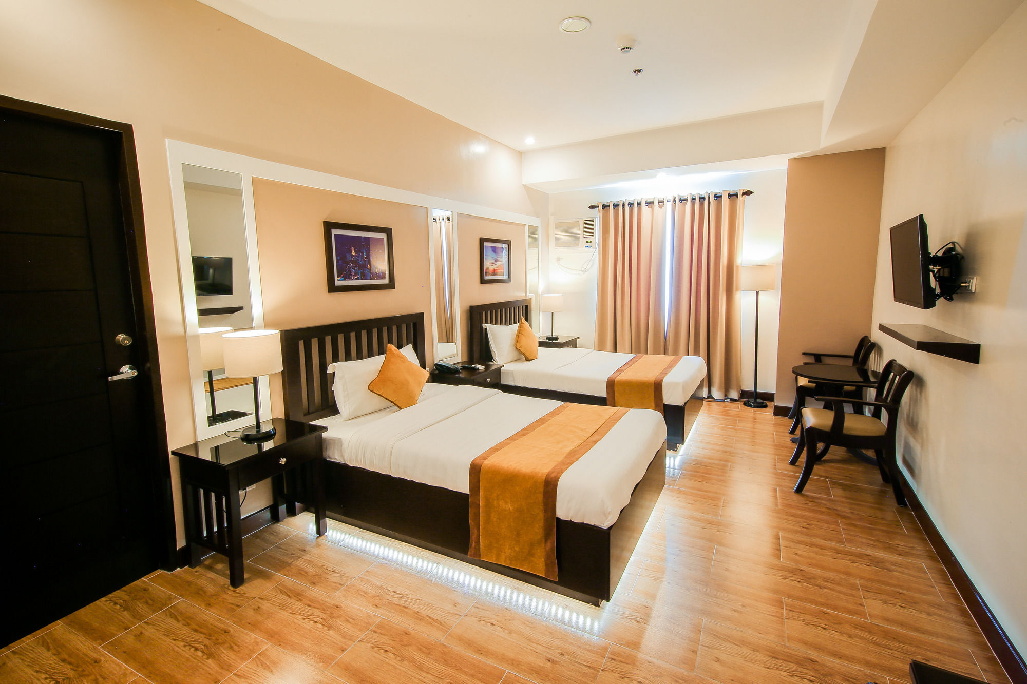 Prime City Resort Hotel Анхелес Екстериор снимка