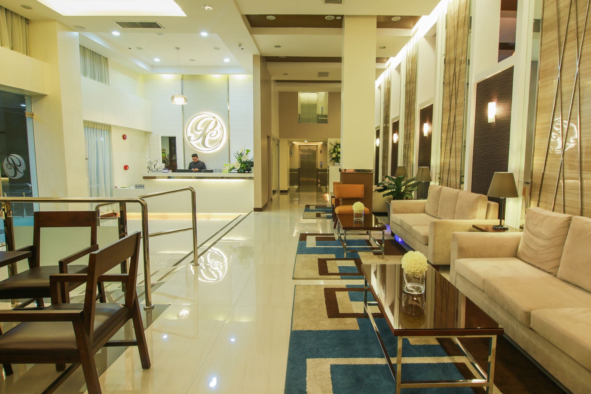 Prime City Resort Hotel Анхелес Екстериор снимка